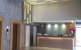 D-One Hotel